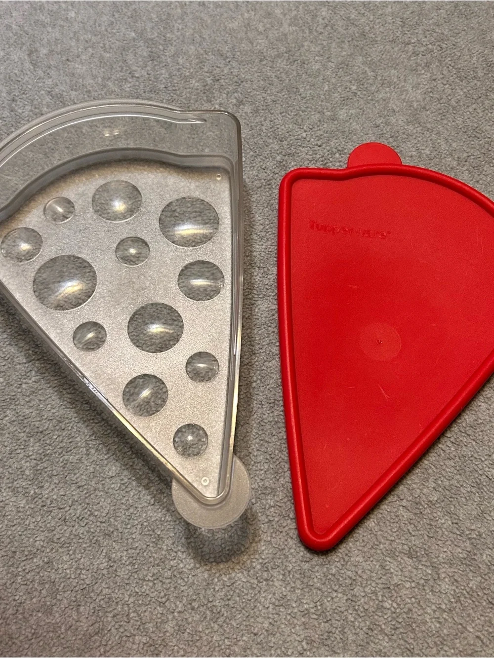 Tupperware pizza slice